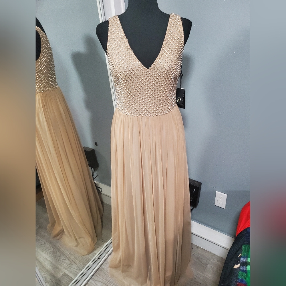 Adrianna Papell Creme Pearl Beaded Maxi Dress Sz 2 New with tags